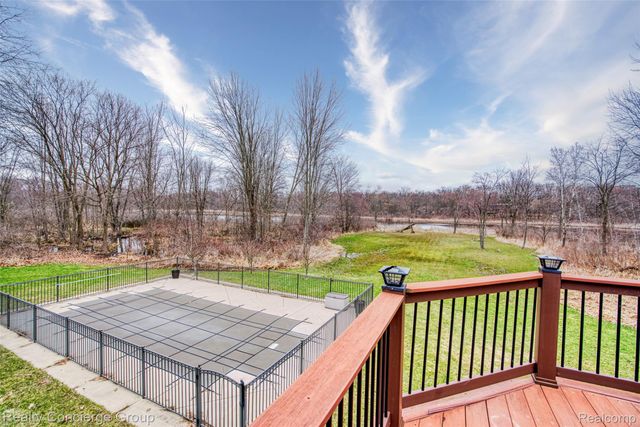 6400 Sober Road, Conway Township, MI 48836