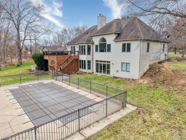 6400 Sober Road, Conway Township, MI 48836