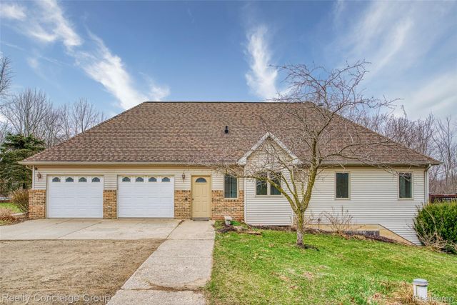 6400 Sober Road, Conway Township, MI 48836
