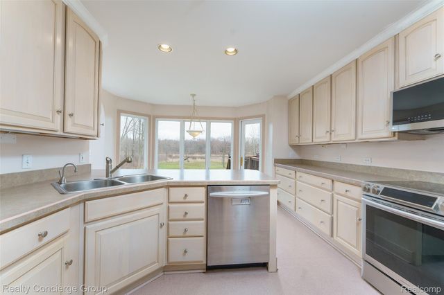 6400 Sober Road, Conway Township, MI 48836