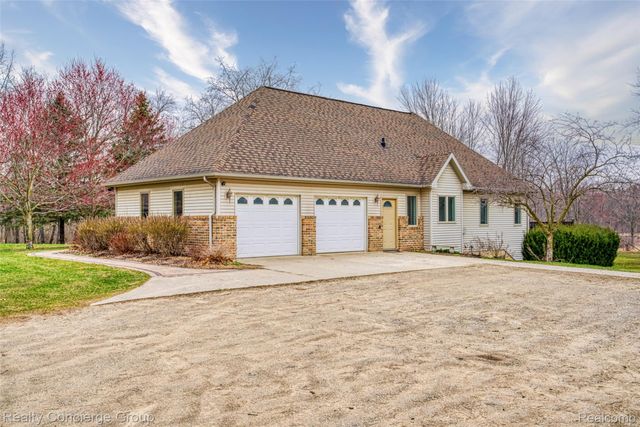 6400 Sober Road, Conway Township, MI 48836