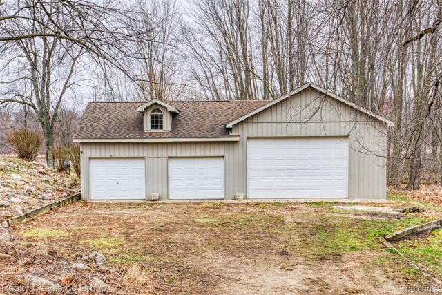 6400 Sober Road, Conway Township, MI 48836