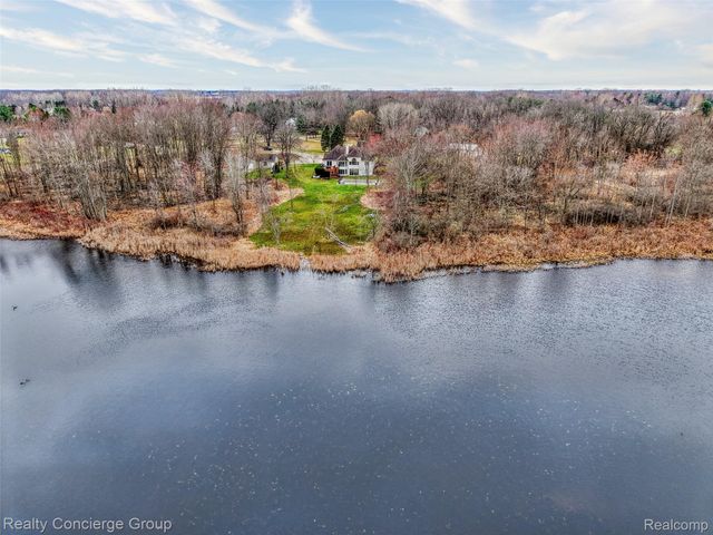 6400 Sober Road, Conway Township, MI 48836