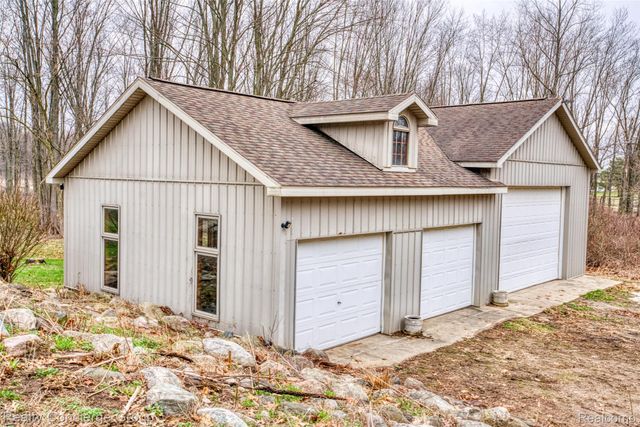 6400 Sober Road, Conway Township, MI 48836