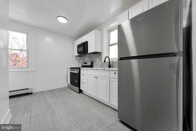 163 SPRINGTON RD, Upper Darby, PA 19082