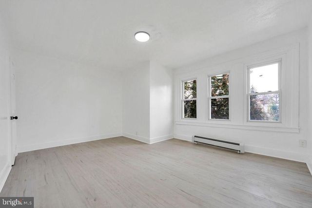 163 SPRINGTON RD, Upper Darby, PA 19082