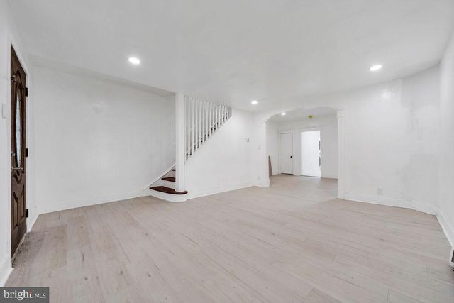 163 SPRINGTON RD, Upper Darby, PA 19082