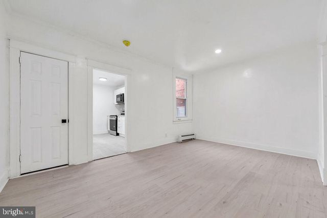 163 SPRINGTON RD, Upper Darby, PA 19082