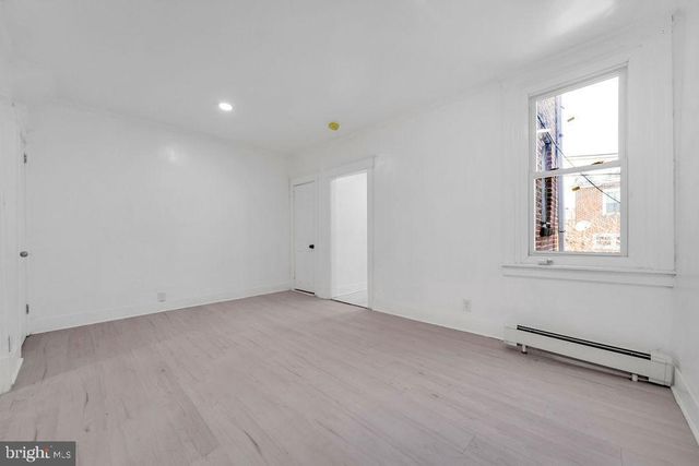 163 SPRINGTON RD, Upper Darby, PA 19082