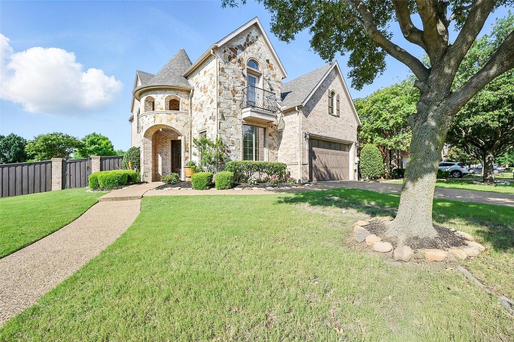 49 Pristine Pond Drive, Frisco, TX 75034