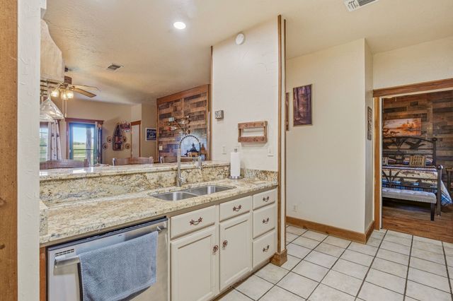 101 Hide Away Drive 7, Strawn, TX 76475