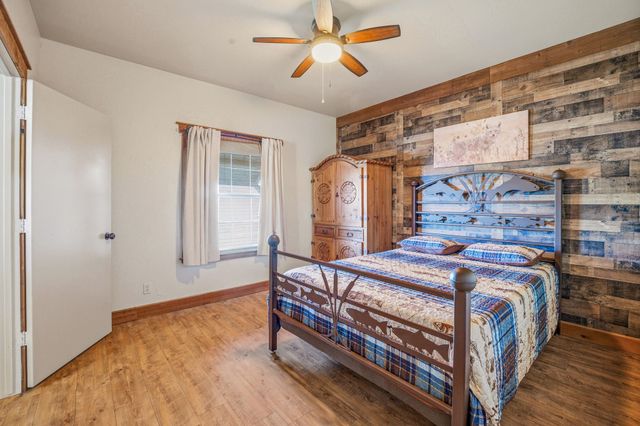 101 Hide Away Drive 7, Strawn, TX 76475