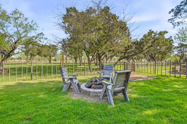 101 Hide Away Drive 7, Strawn, TX 76475