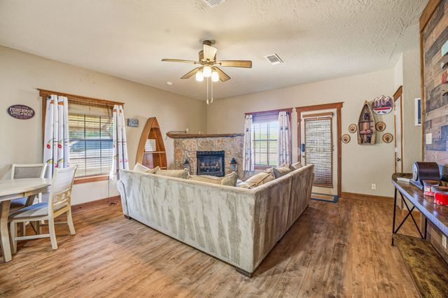 101 Hide Away Drive 7, Strawn, TX 76475