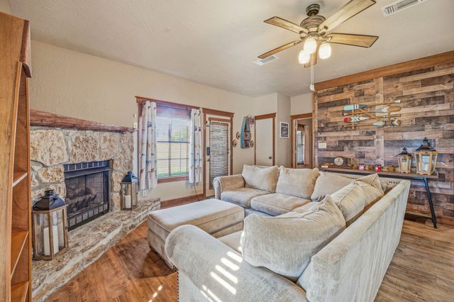 101 Hide Away Drive 7, Strawn, TX 76475