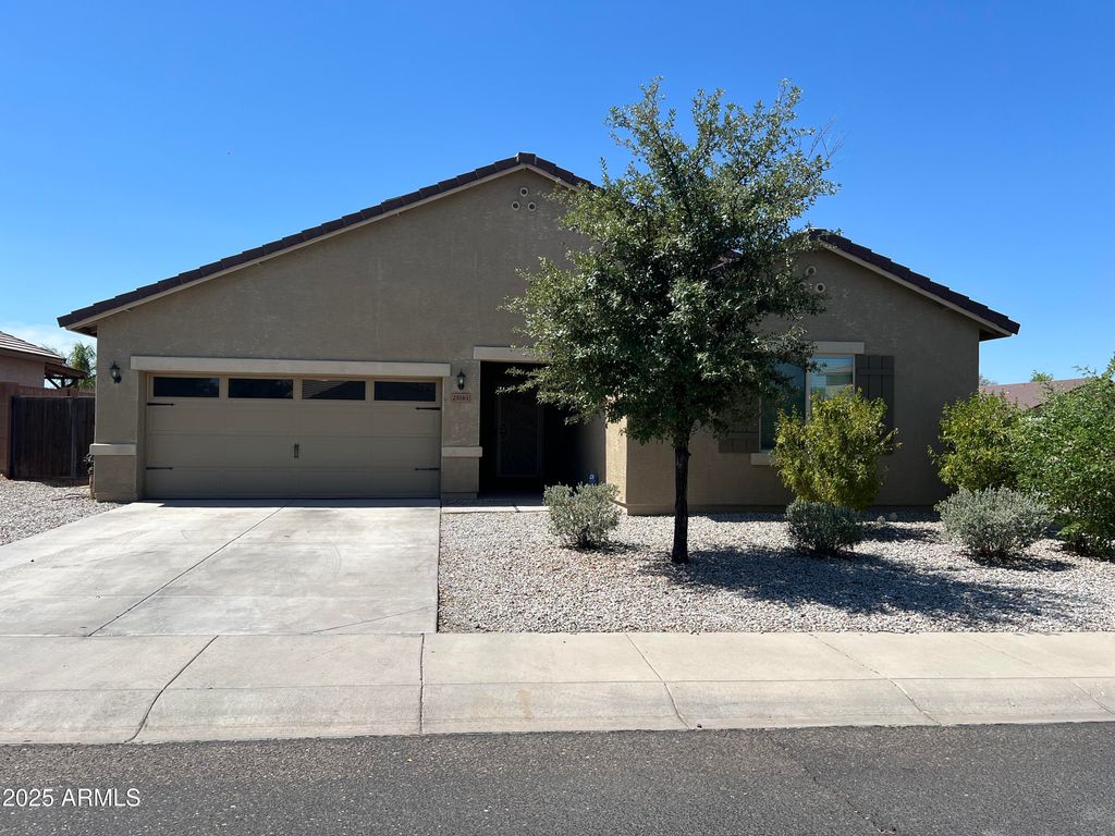 25161 W CARSON Court, Buckeye, AZ 85326