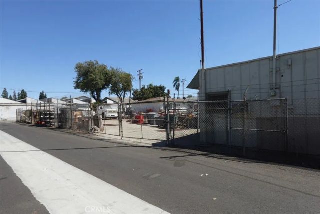 13248 5th, Chino, CA 91710