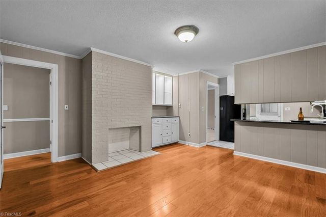 1609 Bolingbroke Road, High Point, NC 27265