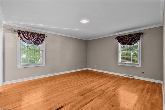 1609 Bolingbroke Road, High Point, NC 27265