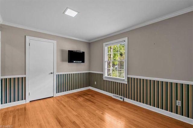 1609 Bolingbroke Road, High Point, NC 27265