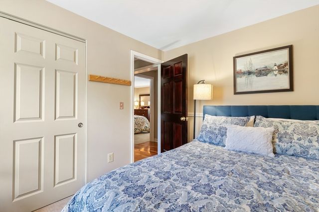 77 Locust St, Freetown, MA 02702