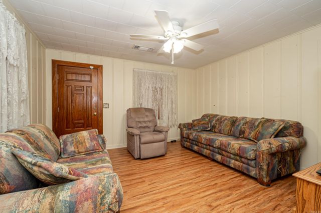 600 S Plum Street, Junction City, LA 71256