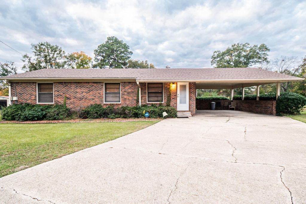 600 S Plum Street, Junction City, LA 71256