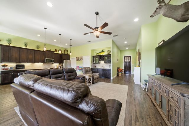 1773 Desiree ST, Canyon Lake, TX 78133