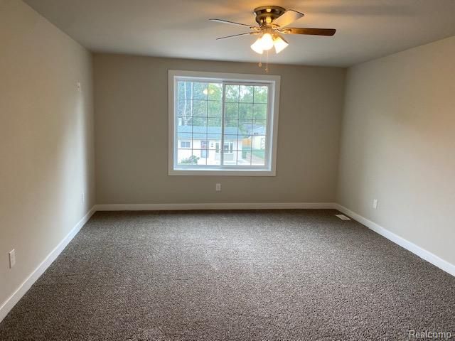 21600 Elmway Drive Drive, Clinton Charter Township, MI 48035