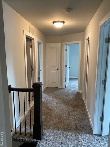 21600 Elmway Drive Drive, Clinton Charter Township, MI 48035