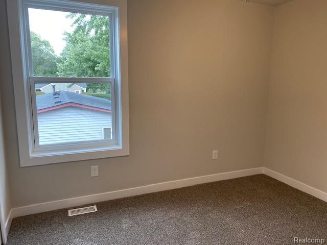 21600 Elmway Drive Drive, Clinton Charter Township, MI 48035