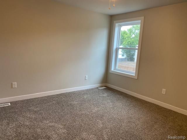 21600 Elmway Drive Drive, Clinton Charter Township, MI 48035