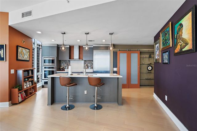 175 1ST STREET S 2102, St Petersburg, FL 33701