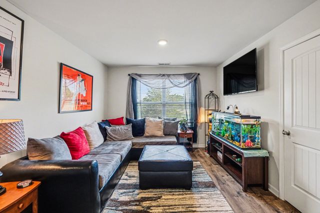 302 Ryan Rd, Chapel Hill, TN 37034