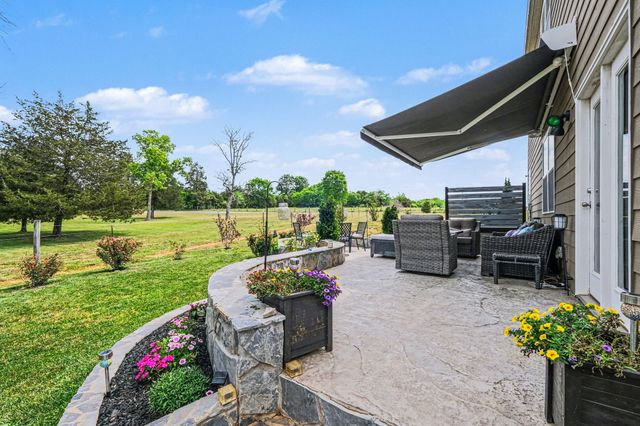 302 Ryan Rd, Chapel Hill, TN 37034