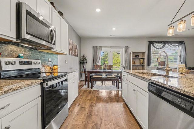 302 Ryan Rd, Chapel Hill, TN 37034