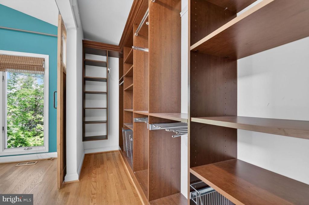 Image 28 of property listing at 12 PARKSIDE RD, Silver Spring, MD 20910