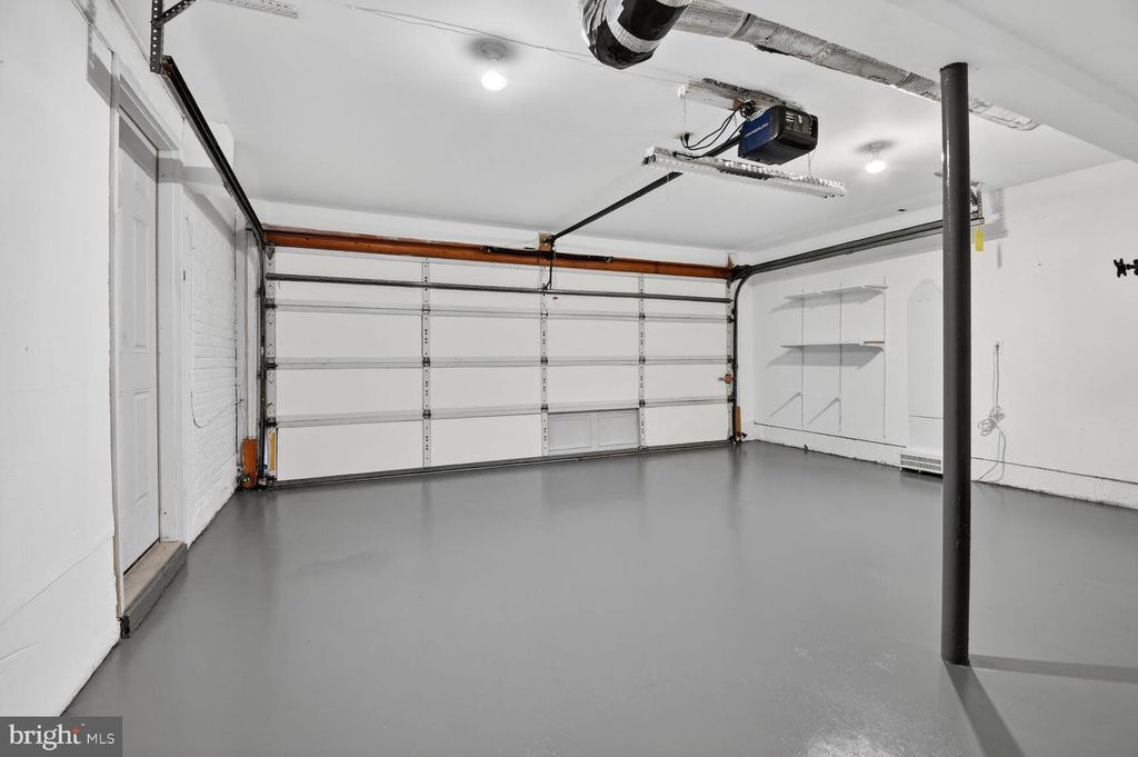 Image 33 of property listing at 12 PARKSIDE RD, Silver Spring, MD 20910