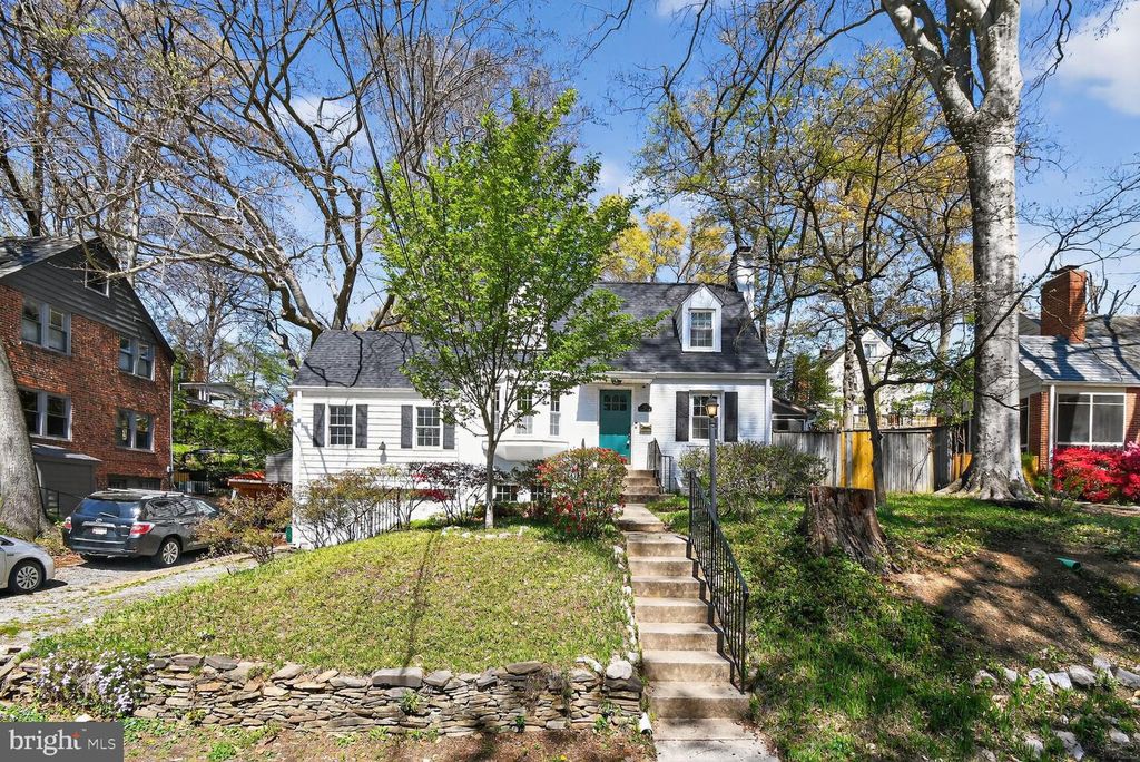 Image 45 of property listing at 12 PARKSIDE RD, Silver Spring, MD 20910