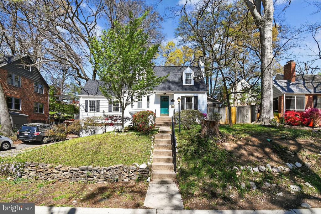 Image 47 of property listing at 12 PARKSIDE RD, Silver Spring, MD 20910