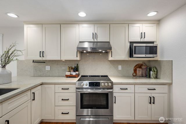 17909 73rd Avenue W, Edmonds, WA 98026