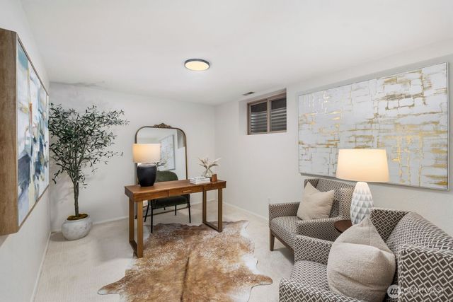 17909 73rd Avenue W, Edmonds, WA 98026