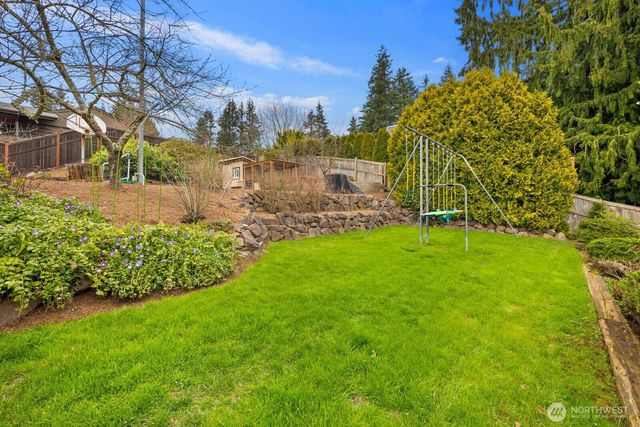 17909 73rd Avenue W, Edmonds, WA 98026