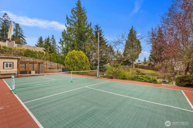 17909 73rd Avenue W, Edmonds, WA 98026