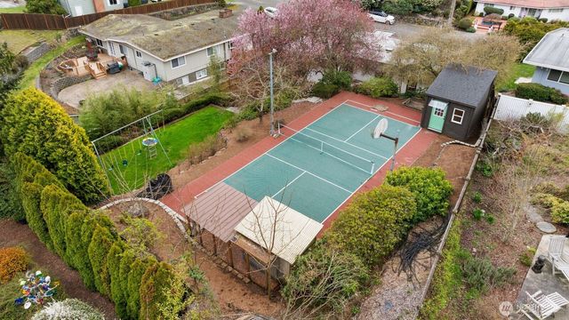 17909 73rd Avenue W, Edmonds, WA 98026