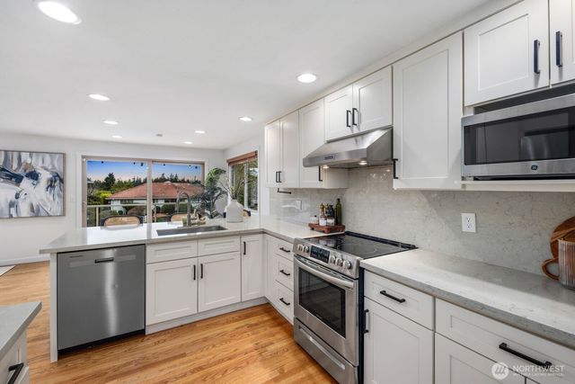 17909 73rd Avenue W, Edmonds, WA 98026