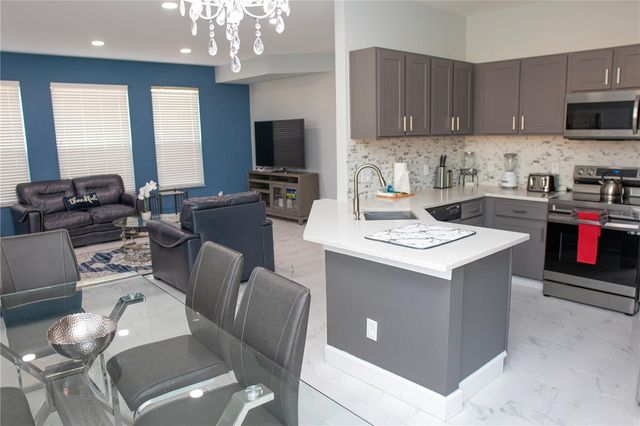 112 CYPRESS POINTE COURT, Davenport, FL 33896