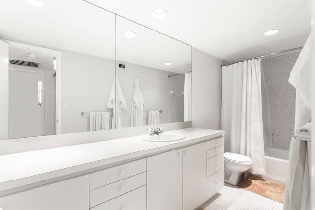 90 Edgewater Drive Ph23, Coral Gables, FL 33133