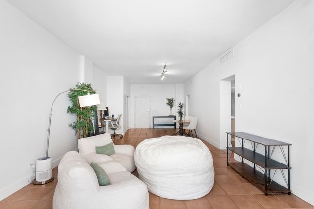 90 Edgewater Drive Ph23, Coral Gables, FL 33133