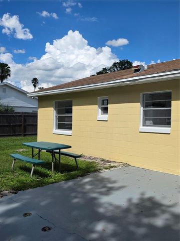 294 VALENCIA AVENUE, Kissimmee, FL 34743